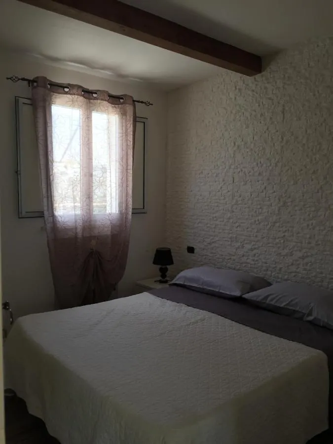 Sotto L'Arco Villa Torregrotta